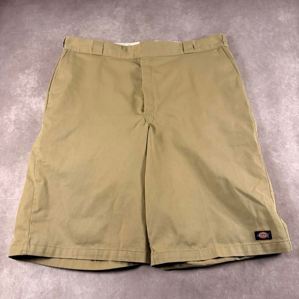 dickies loose fit baggy tan workwear shorts